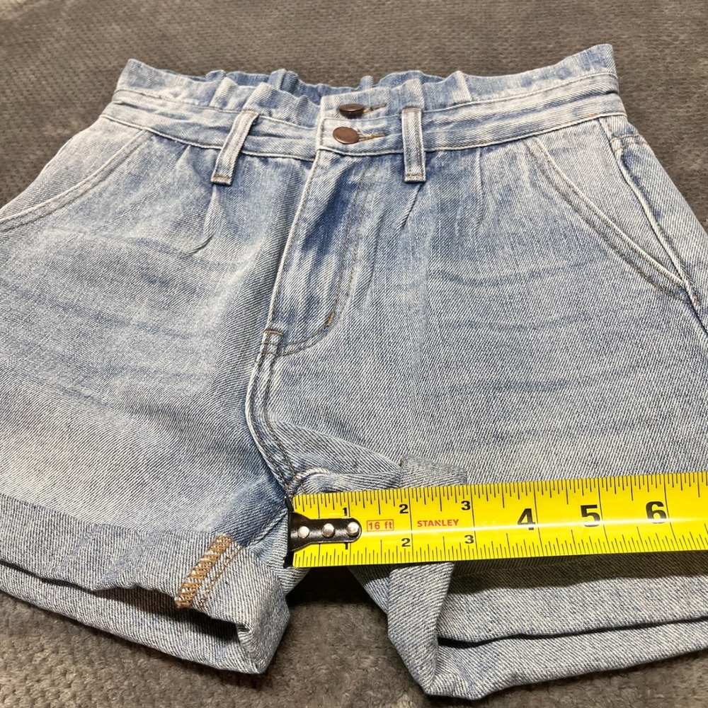 NWT Urban Daizy Womens High Waist Paperbag Denim Shorts Light Wash Blue Size M - Picture 6 of 8
